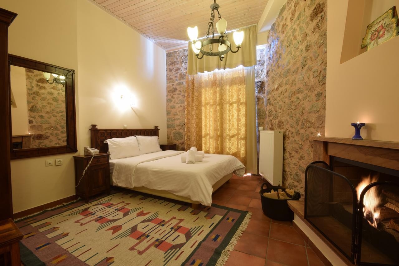 Hotel Parnassos Arachova Buitenkant foto