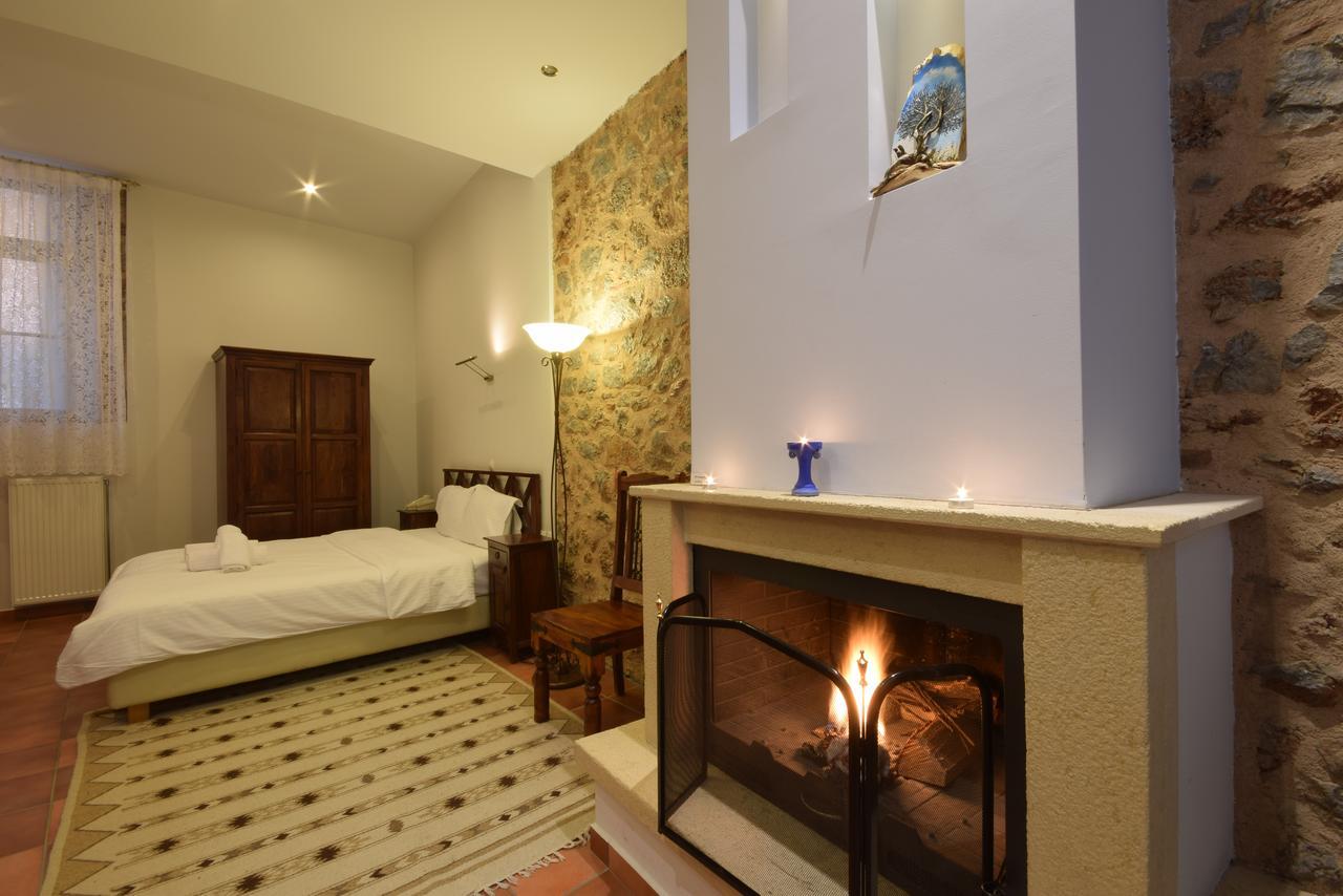 Hotel Parnassos Arachova Buitenkant foto