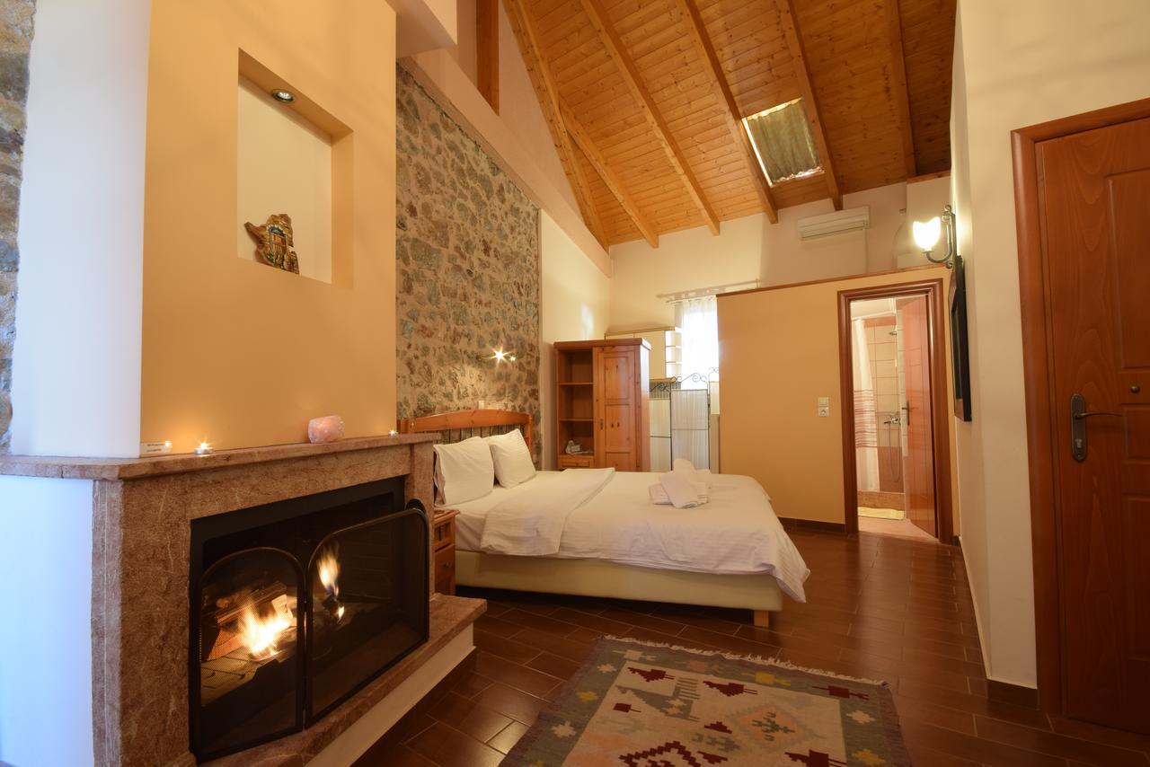 Hotel Parnassos Arachova Buitenkant foto