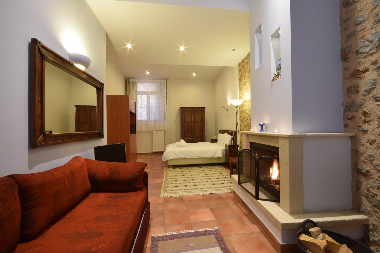 Hotel Parnassos Arachova Buitenkant foto