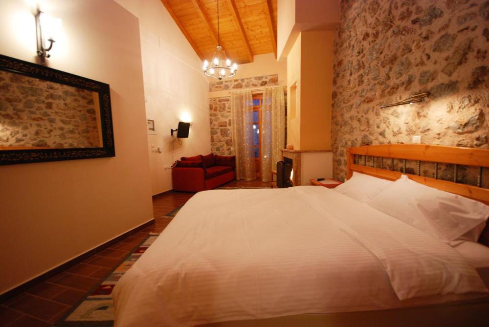 Hotel Parnassos Arachova Buitenkant foto