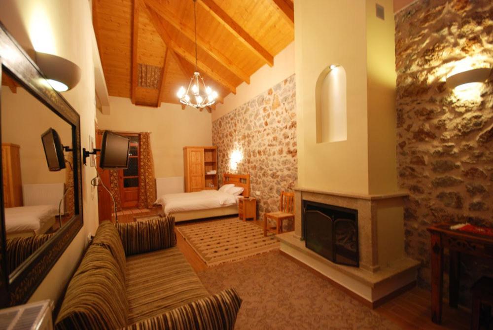 Hotel Parnassos Arachova Buitenkant foto